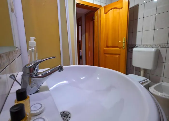 Stan Na Dan Apartment Cazin